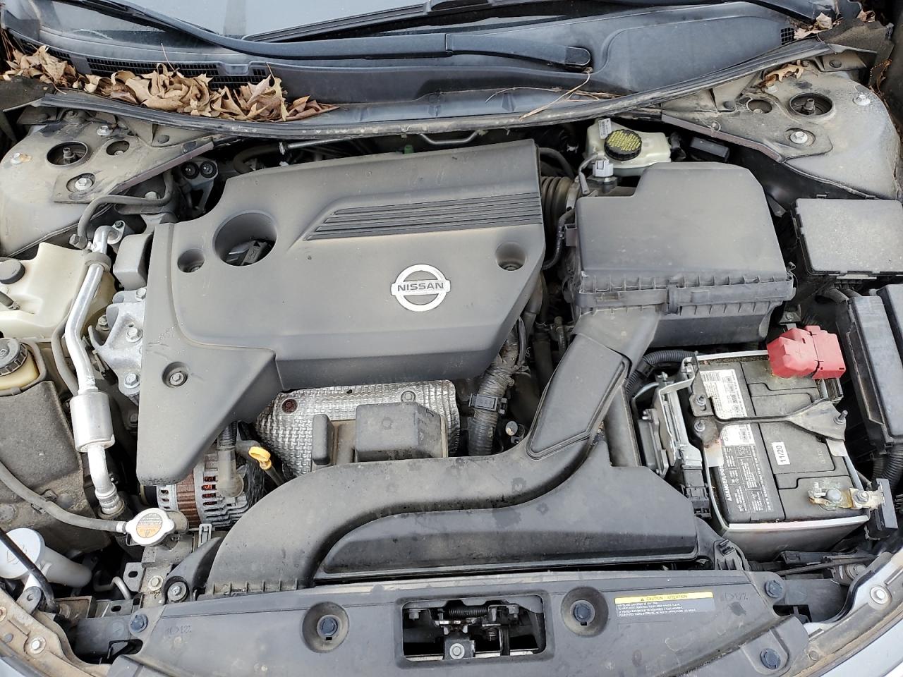 2015 Nissan Altima - Image 11