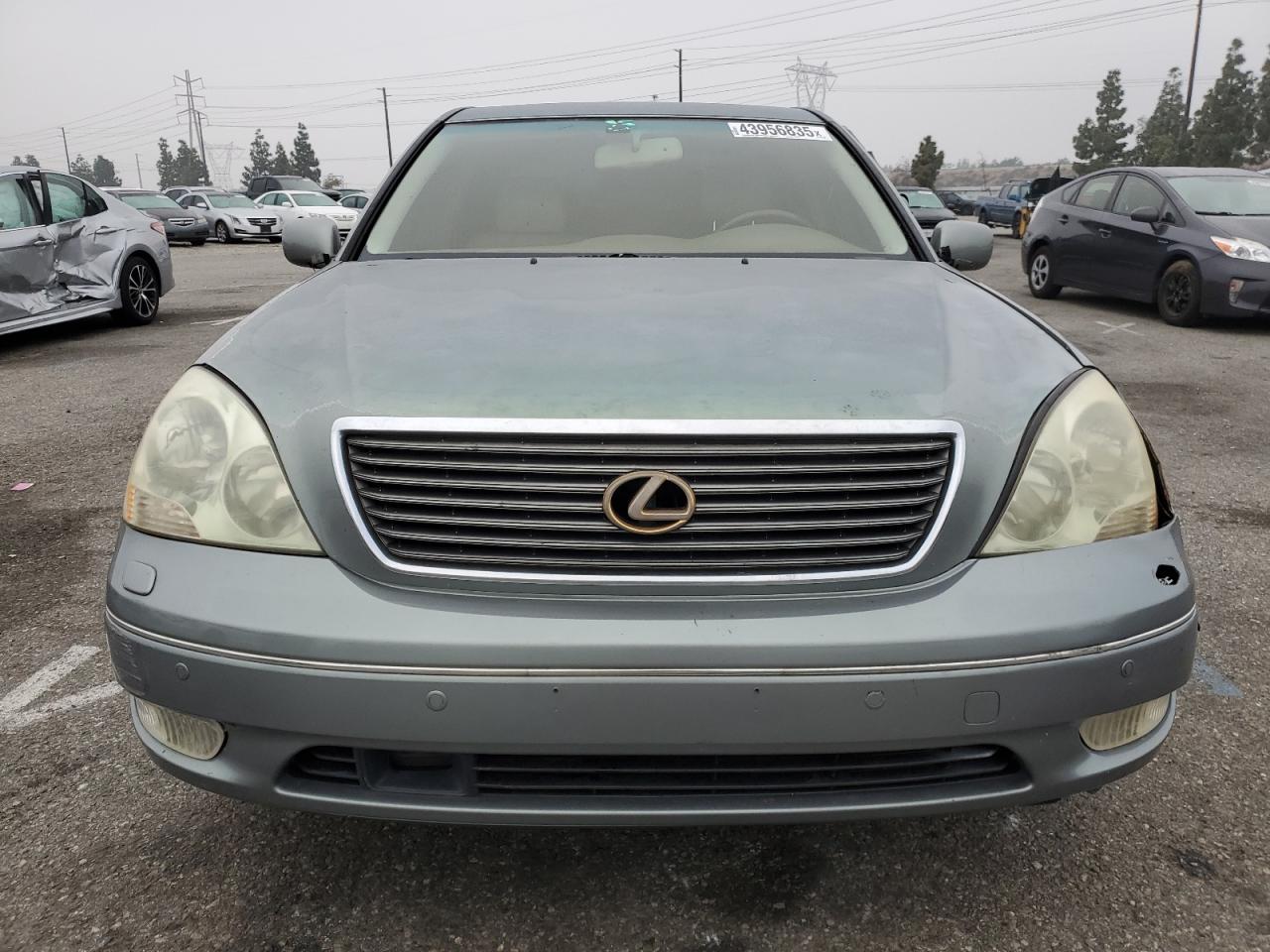 2001 Lexus LS - Image 5