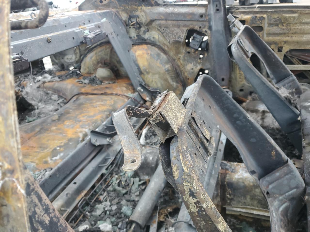 2004 Ford Mustang - Image 10