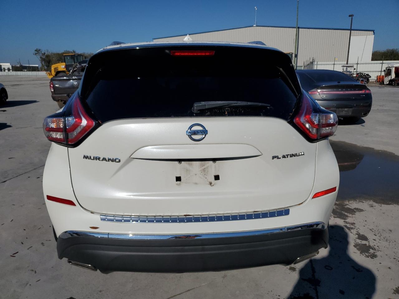 2015 Nissan Murano - Image 6