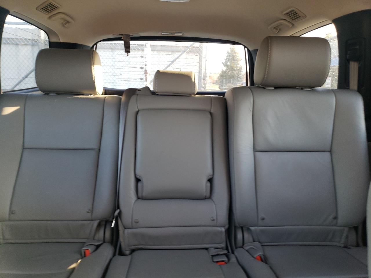 2018 Toyota Sequoia Sr5 VIN: 5TDBY5G1XJS156249 Lot: 45399255