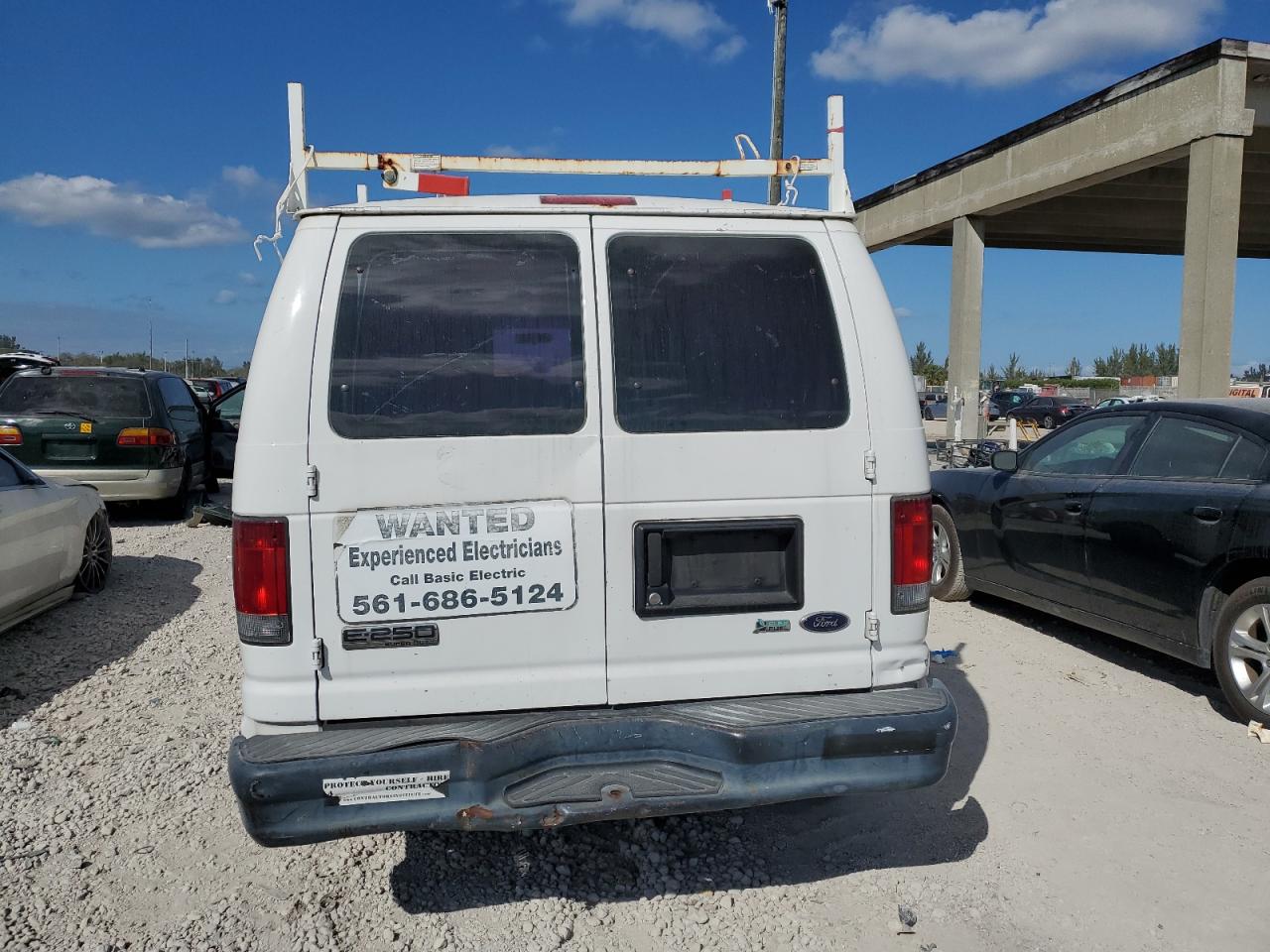 2009 Ford Econoline - Image 6