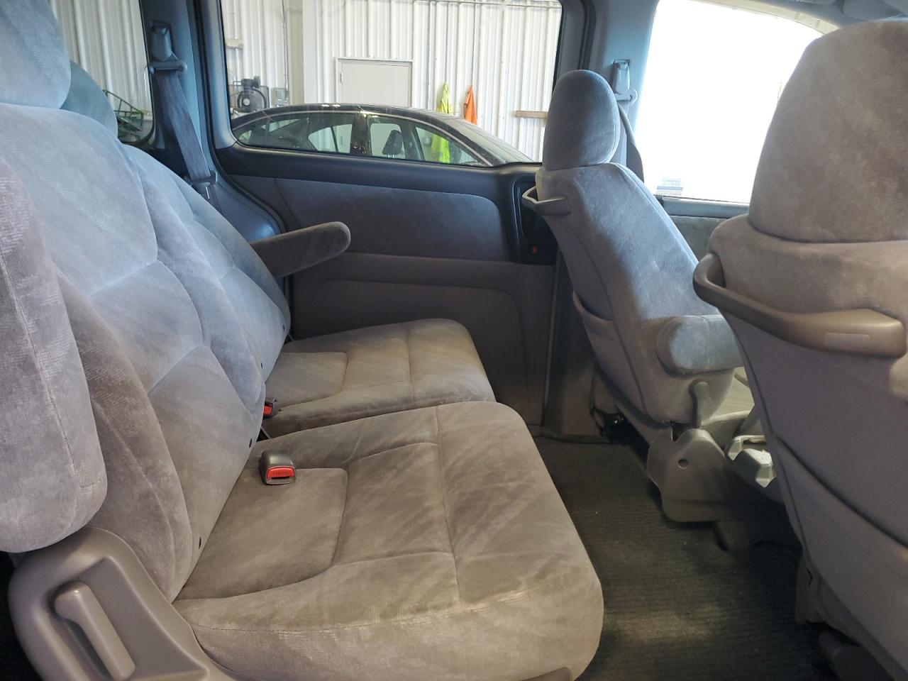 2002 Honda Odyssey - Image 11