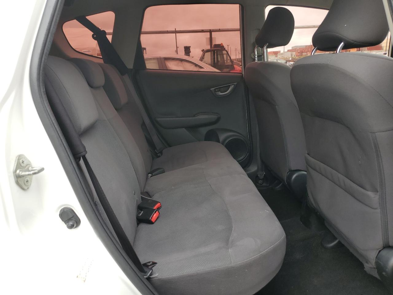 2013 Honda Fit - Image 10