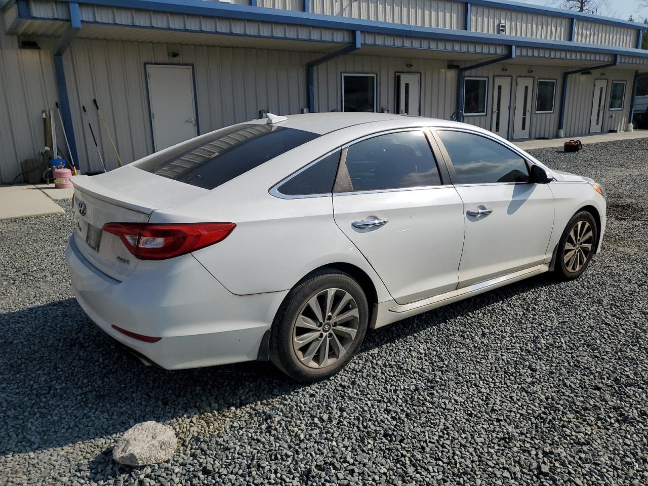 2017 Hyundai Sonata - Image 3