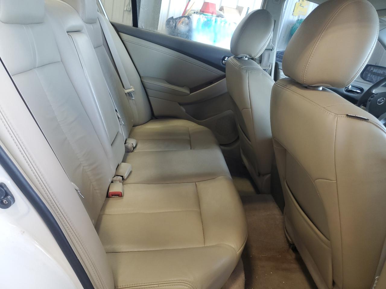 2009 Nissan Altima - Image 10