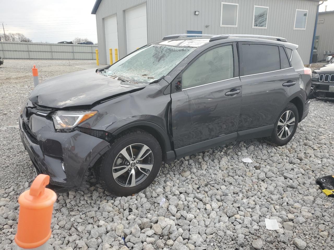 2018 Toyota RAV 4 - Image 1