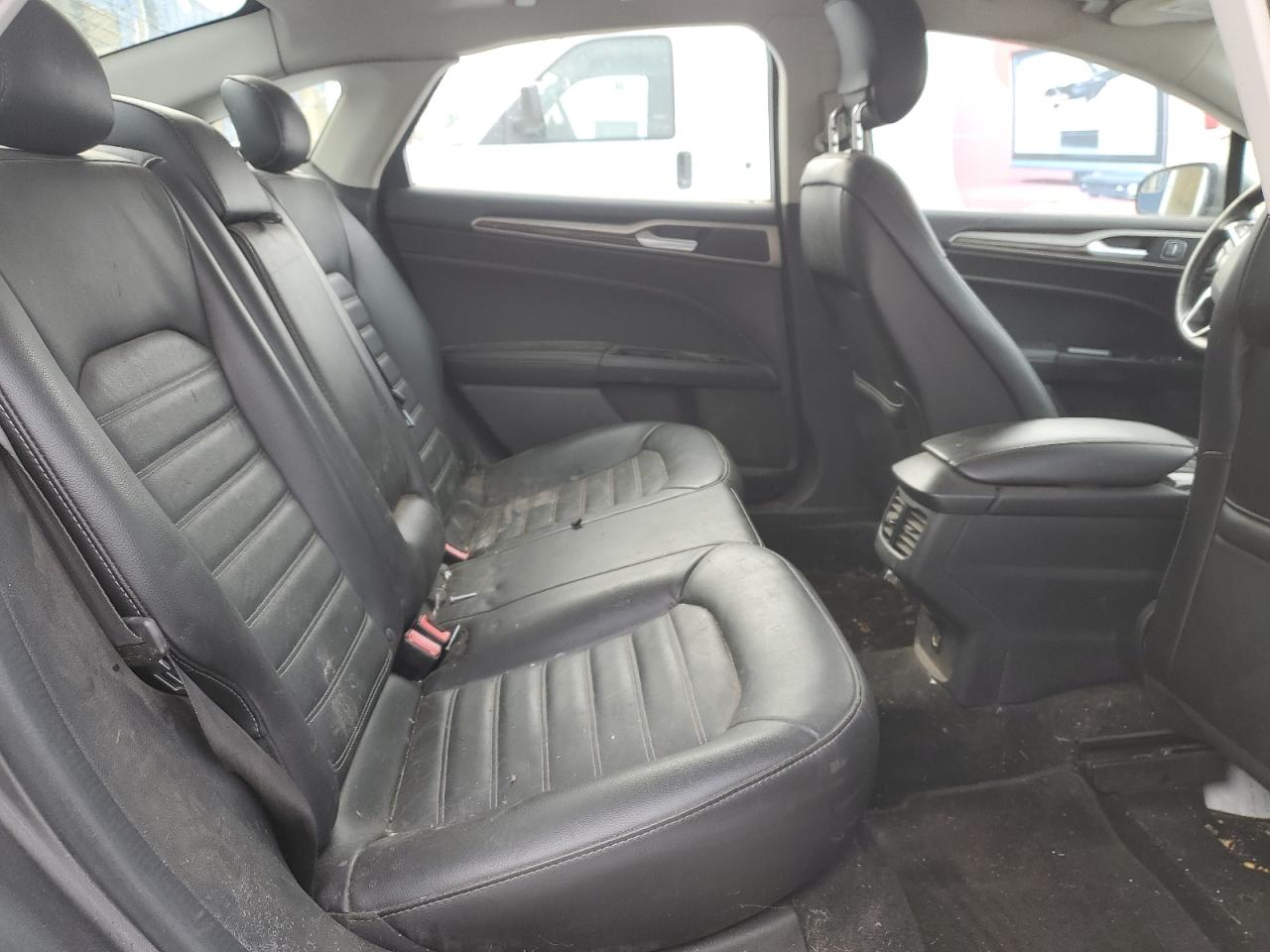 2014 Ford Fusion - Image 10