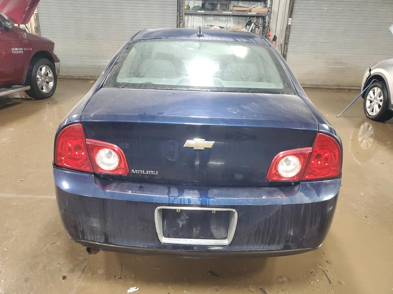 2009 Chevrolet Malibu - Image 6