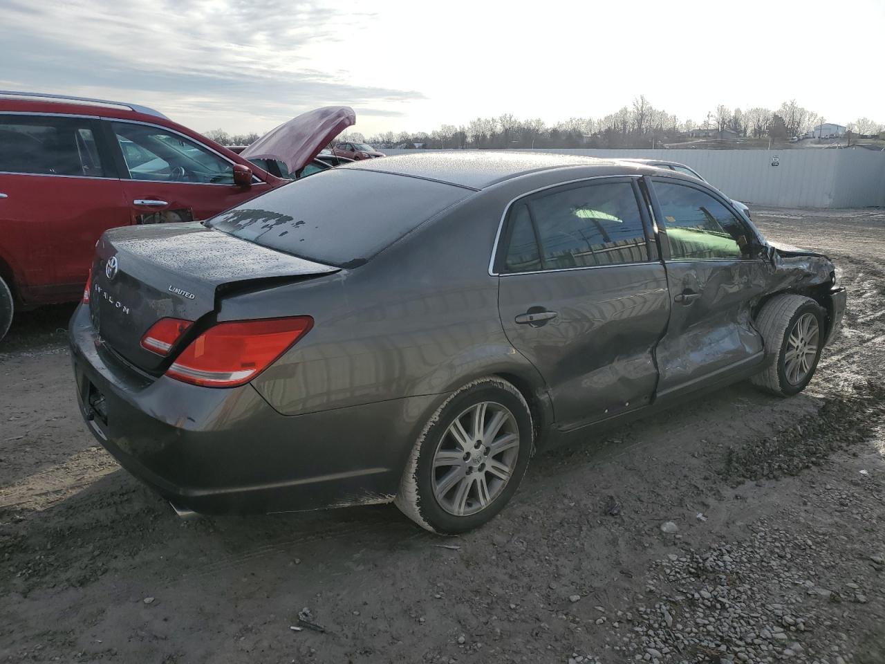 2006 Toyota Avalon - Image 3