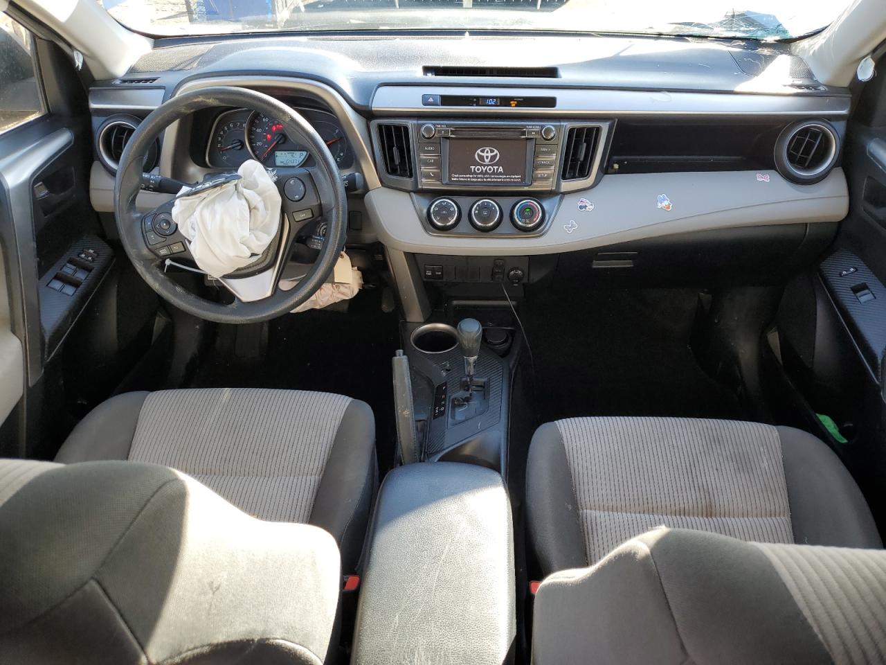 2015 Toyota RAV 4 - Image 8