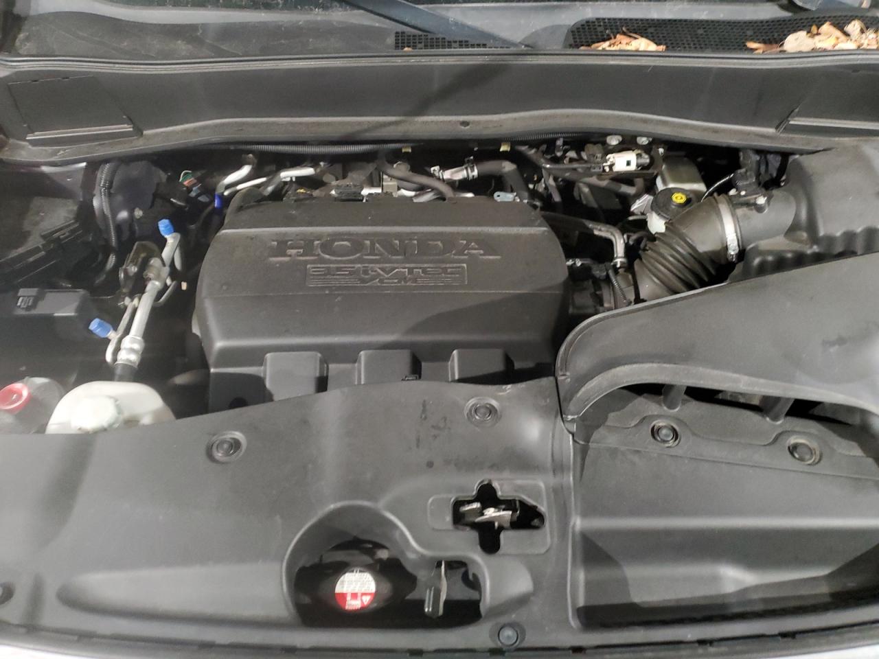 2015 Honda Pilot - Image 12