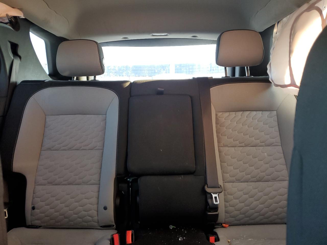 2020 Chevrolet Equinox - Image 10