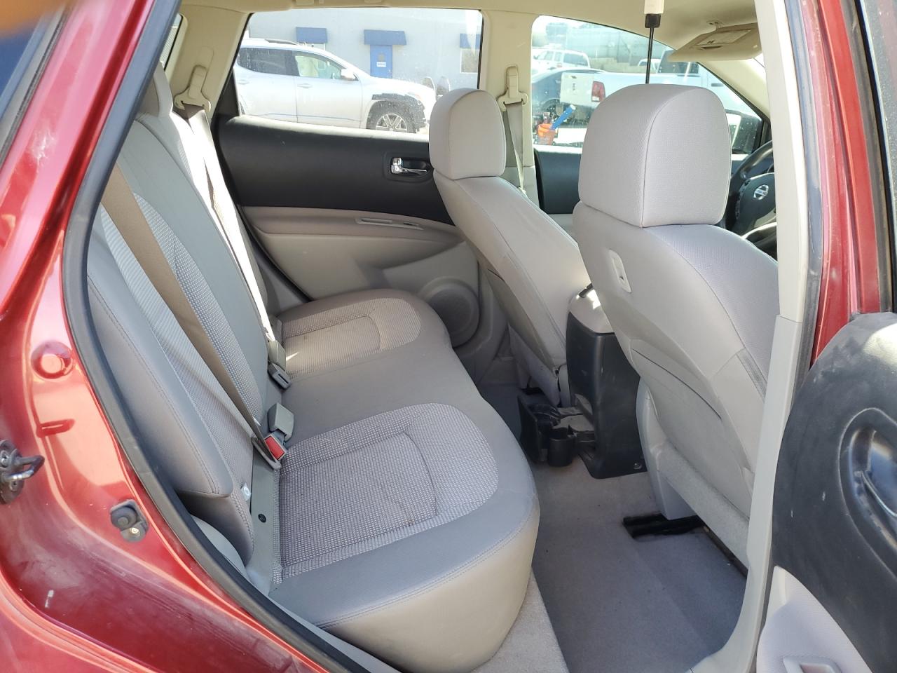2013 Nissan Rogue - Image 12