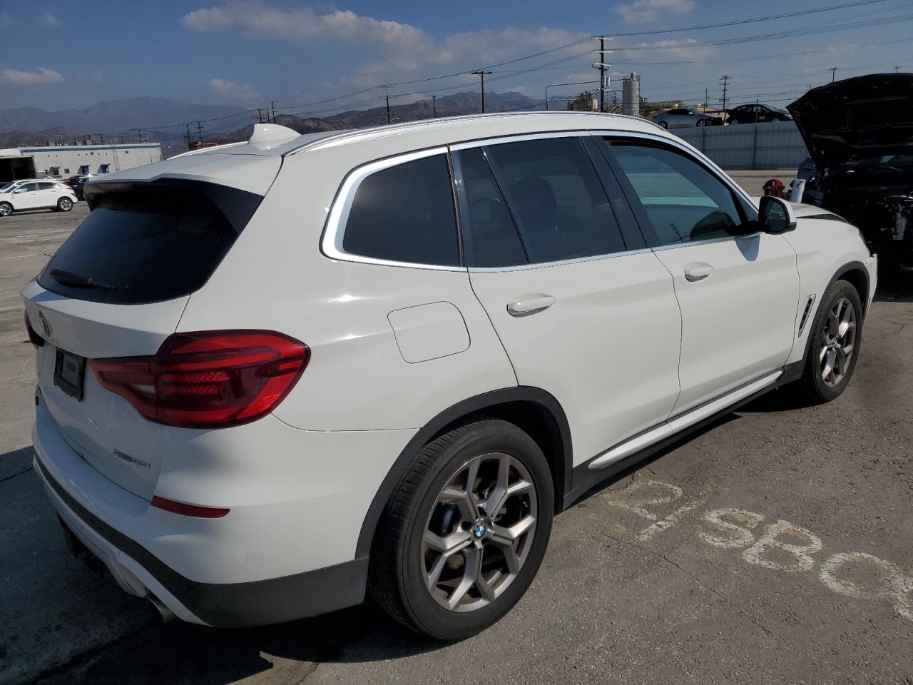 2021 BMW X3 - Image 3