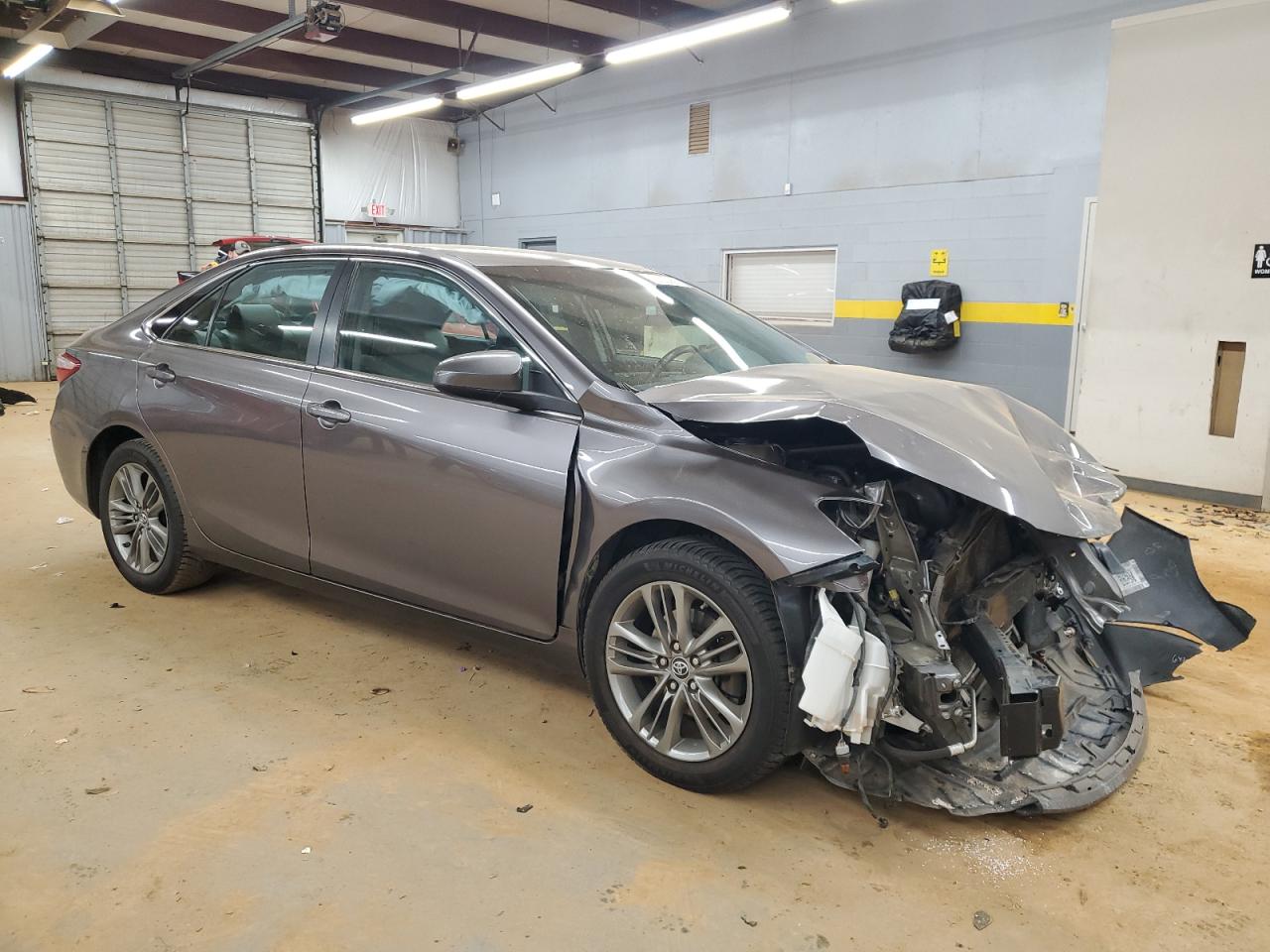 2016 Toyota Camry - Image 4