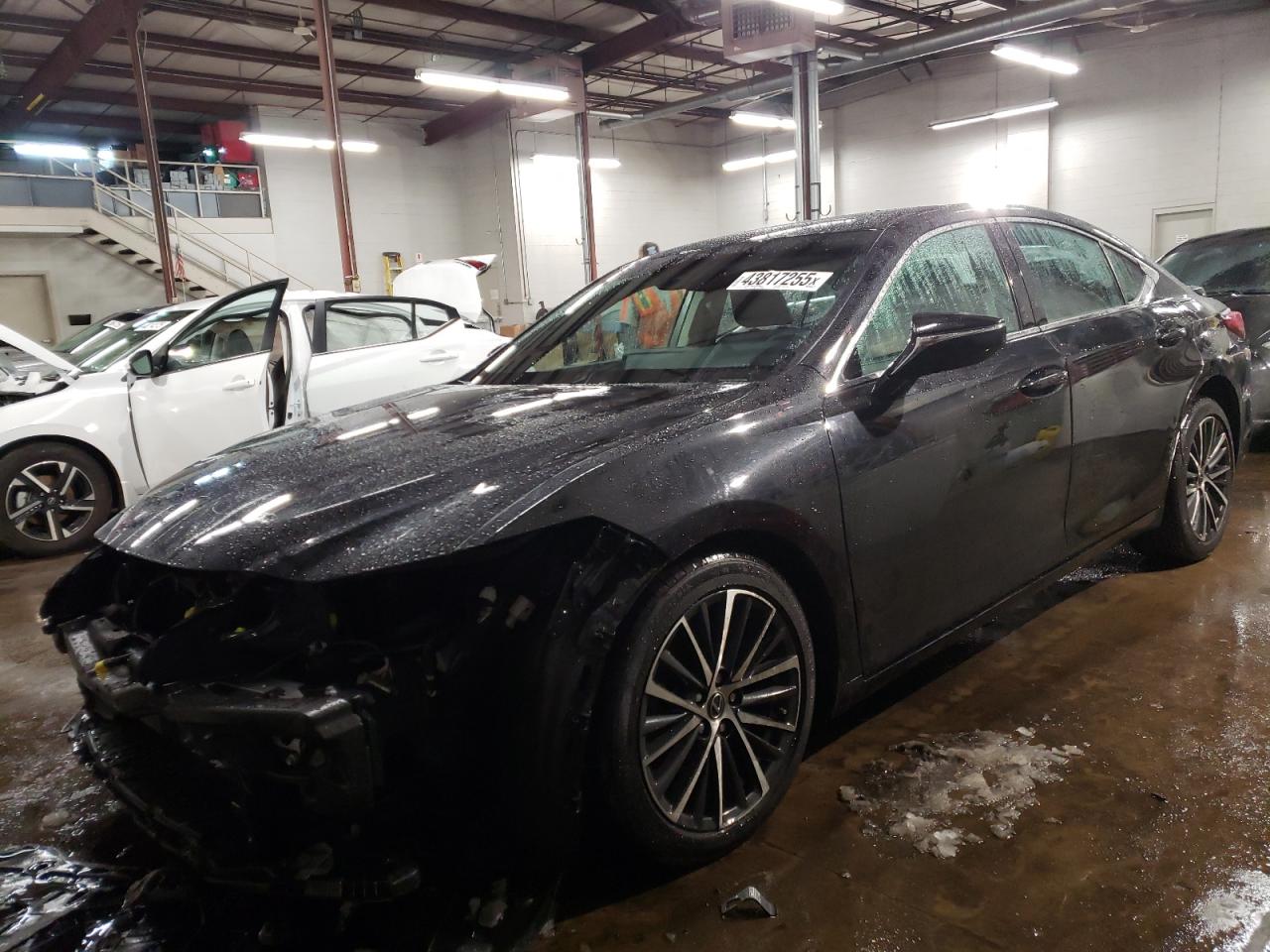 2022 Lexus ES - Image 1