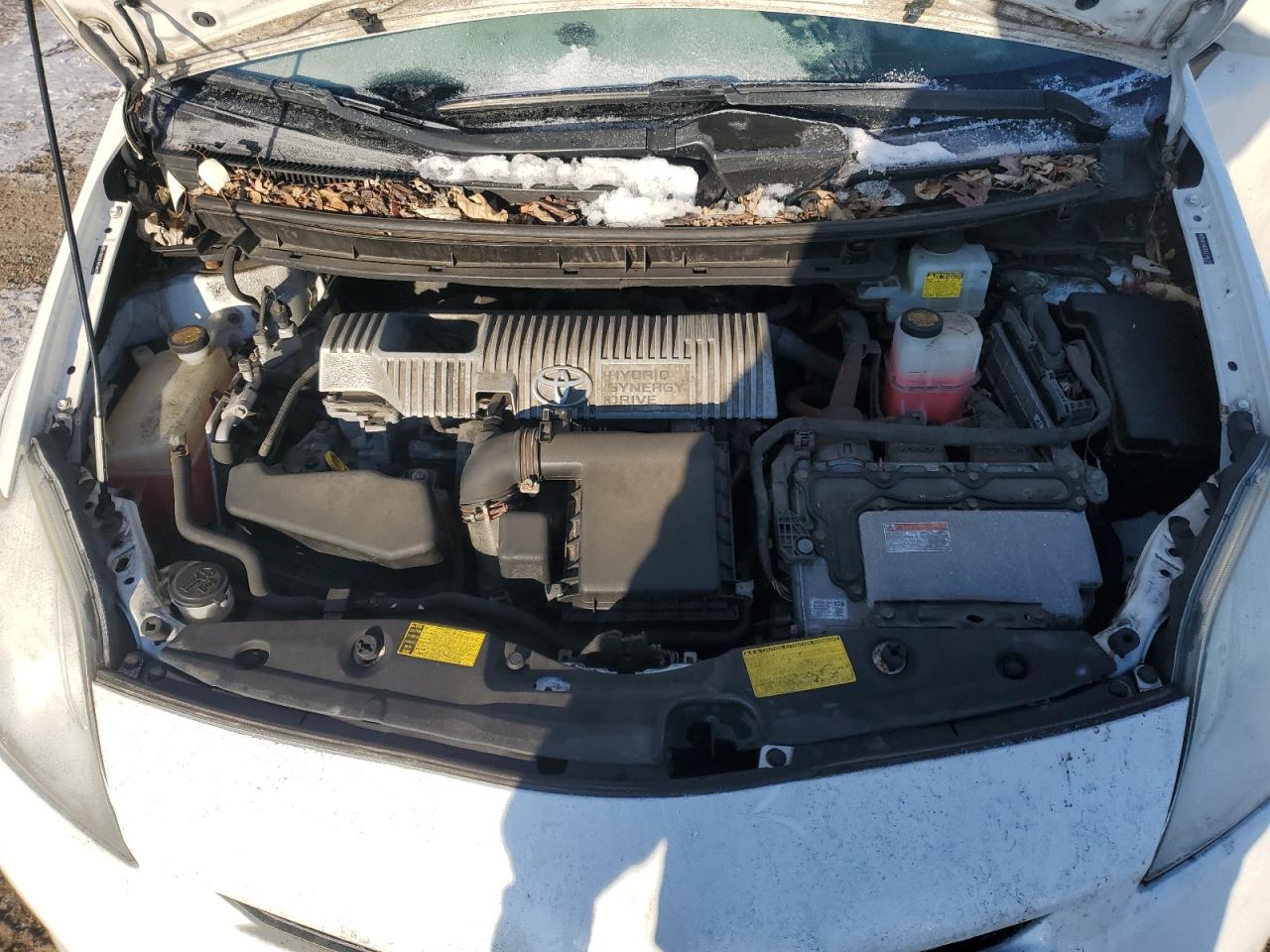 2012 Toyota Prius - Image 13