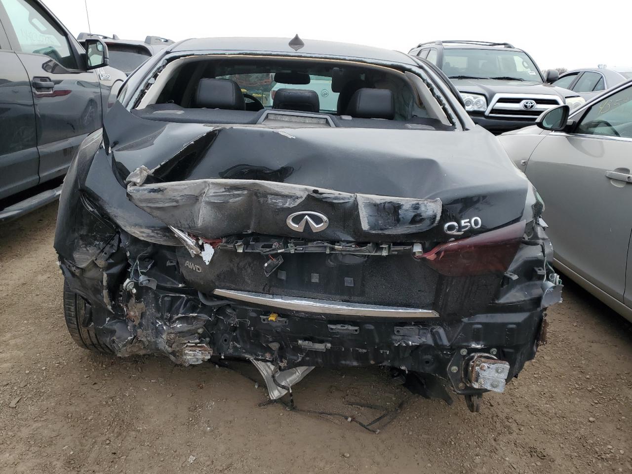 2016 Infiniti Q50 - Image 6