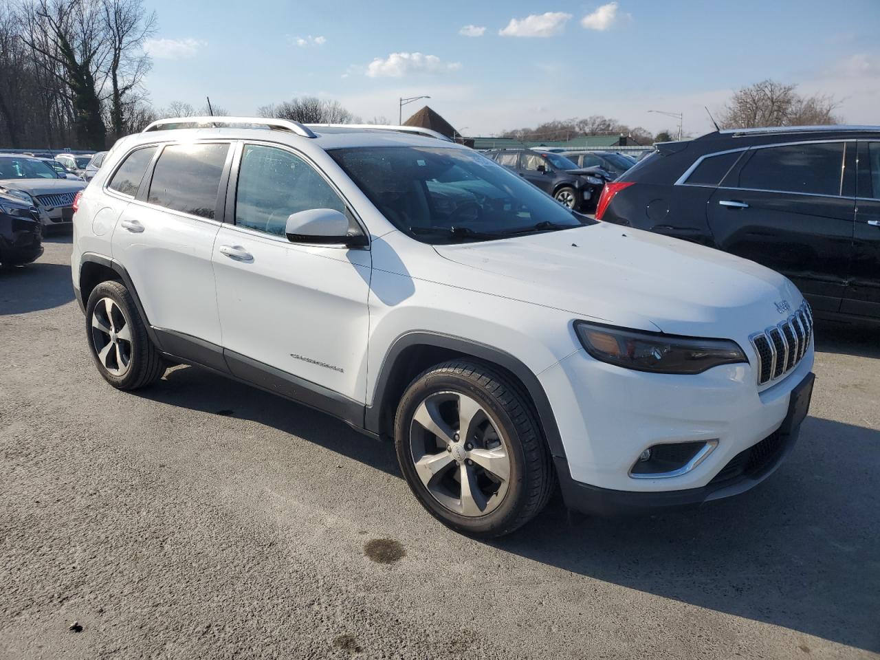 2020 Jeep Grand Cherokee - Image 4