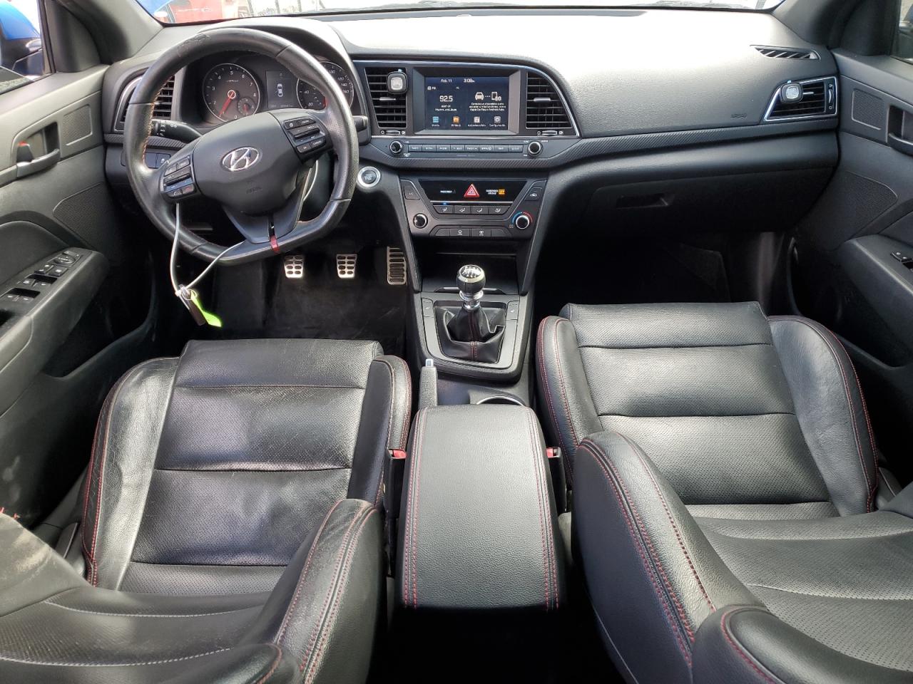 2017 Hyundai Elantra - Image 8