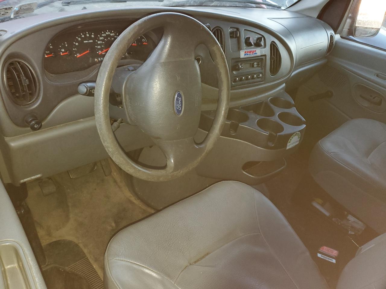 2006 Ford Econoline - Image 8