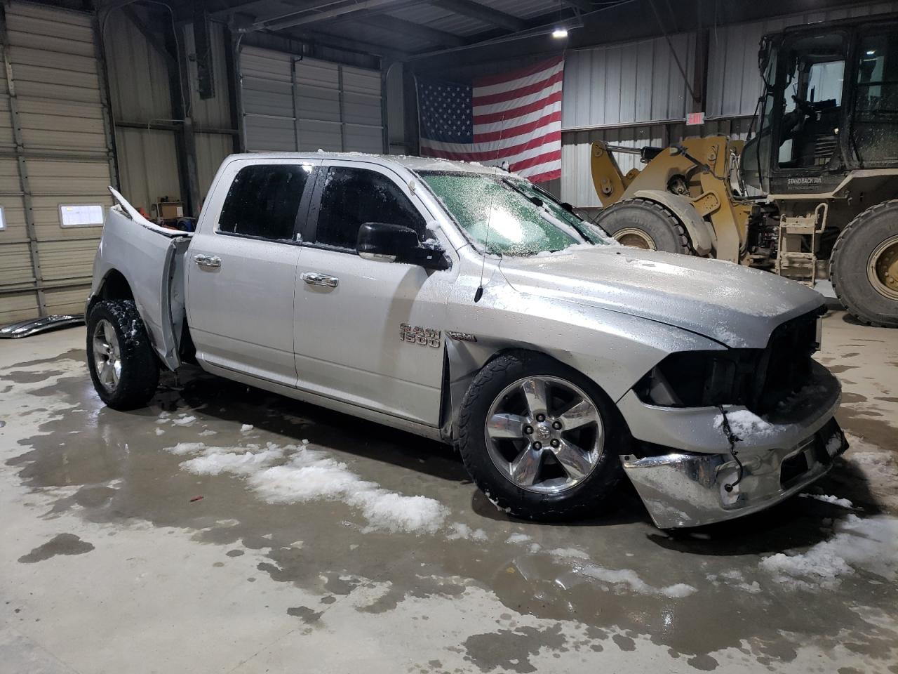 2015 RAM 1500 - Image 4