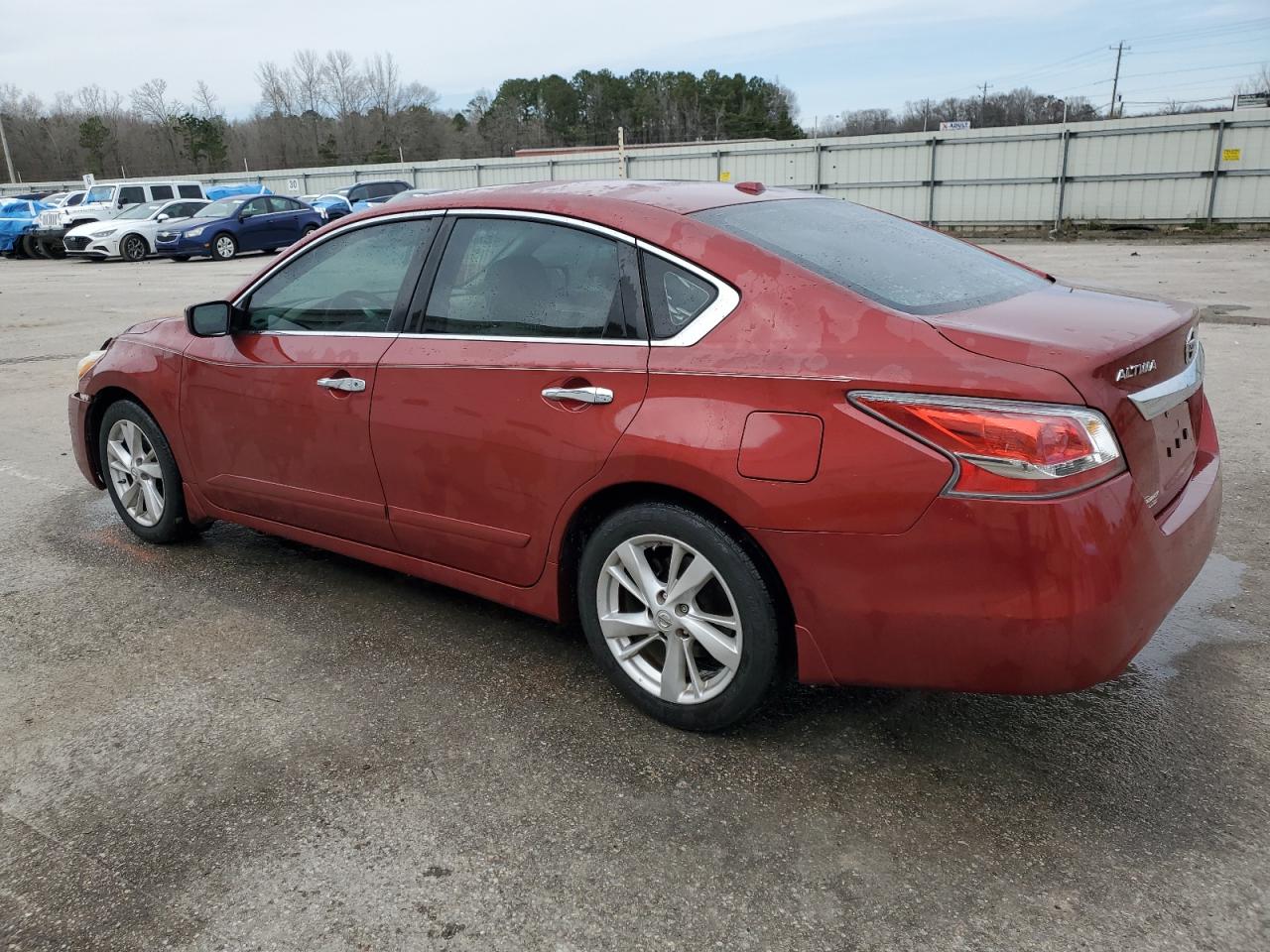 2015 Nissan Altima - Image 2