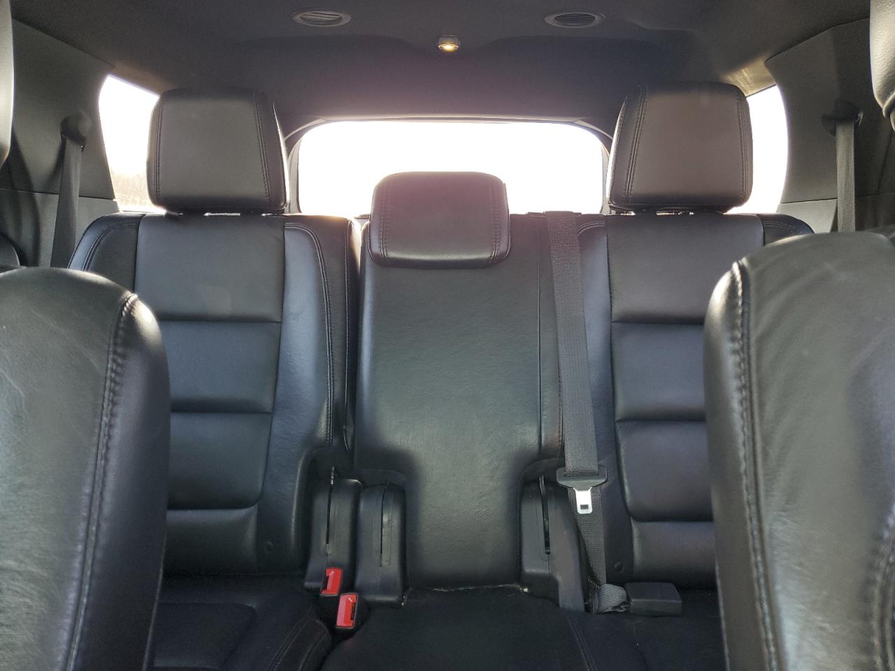 2015 Ford Explorer - Image 10