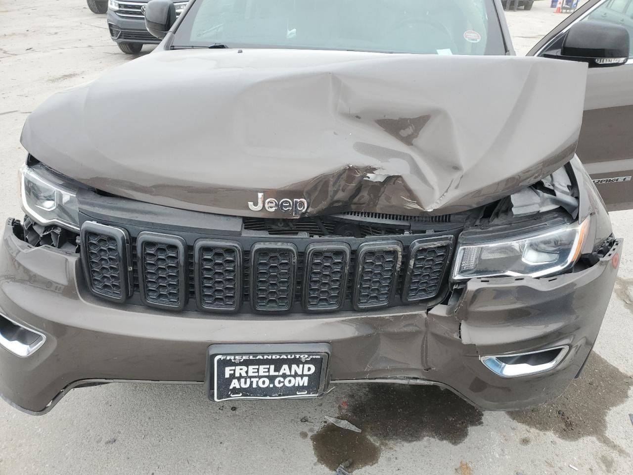 2019 Jeep Grand Cherokee - Image 14
