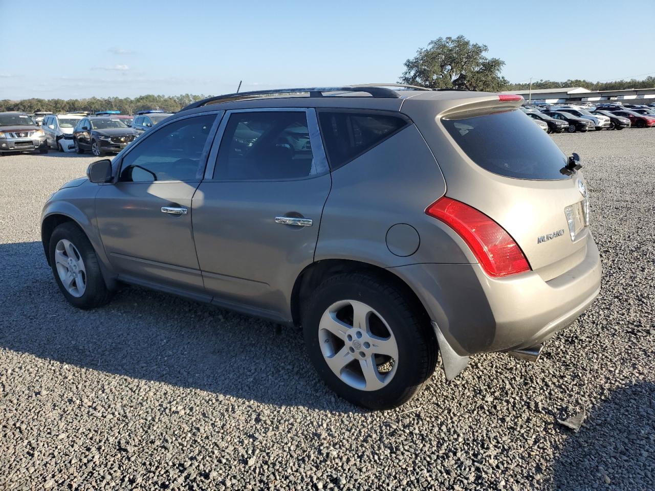 2004 Nissan Murano - Image 2