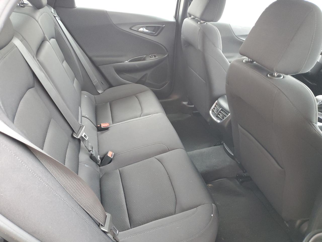 2023 Chevrolet Malibu - Image 10