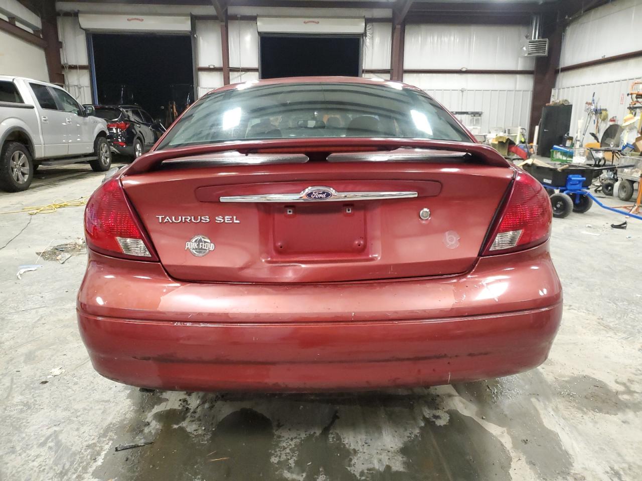 2002 Ford Taurus - Image 6
