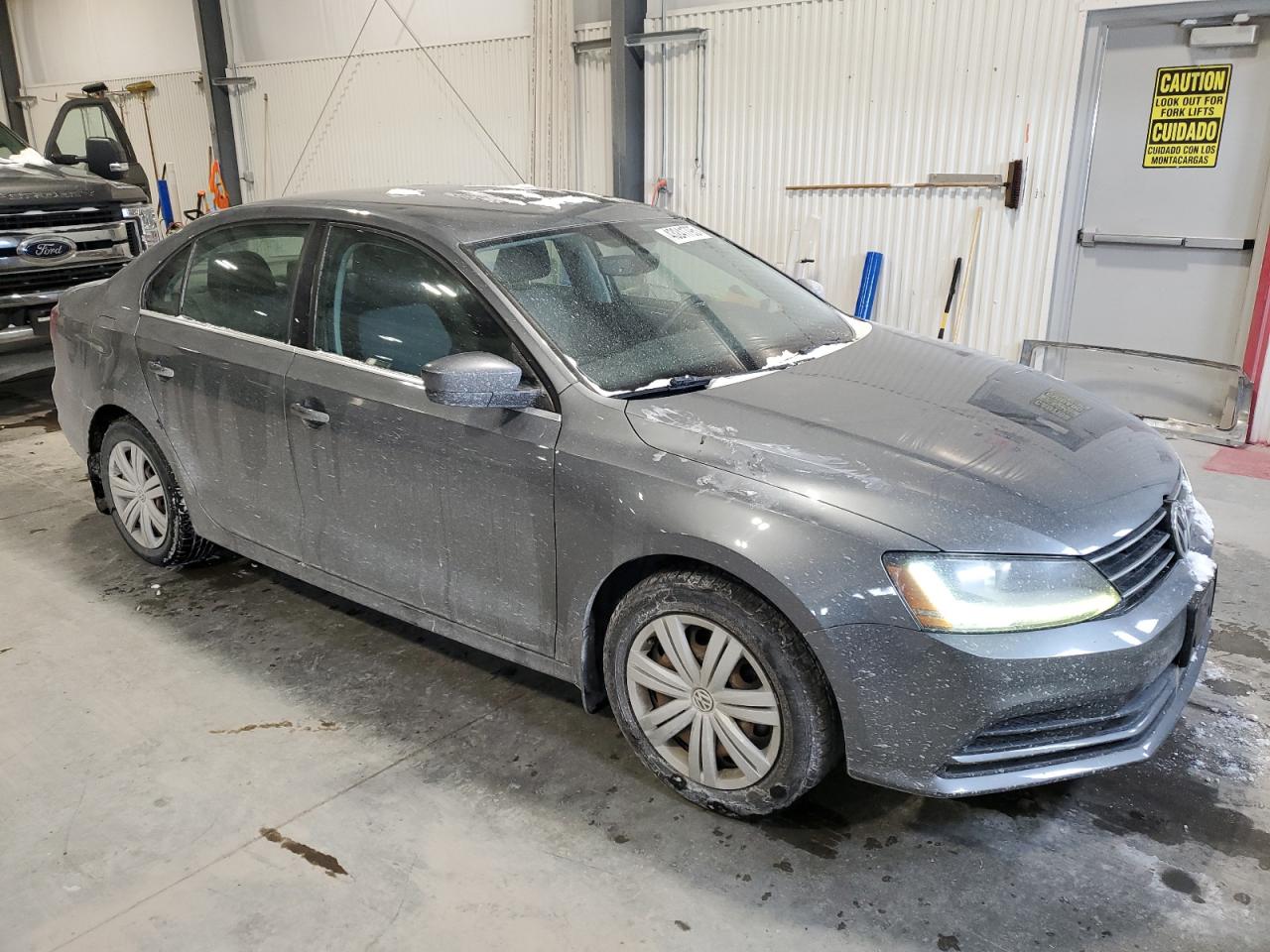 2017 Volkswagen Jetta - Image 4