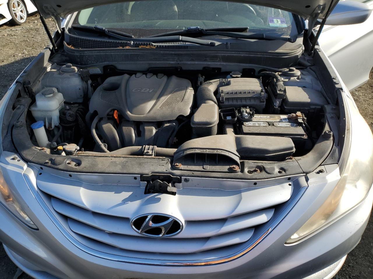 2011 Hyundai Sonata - Image 11