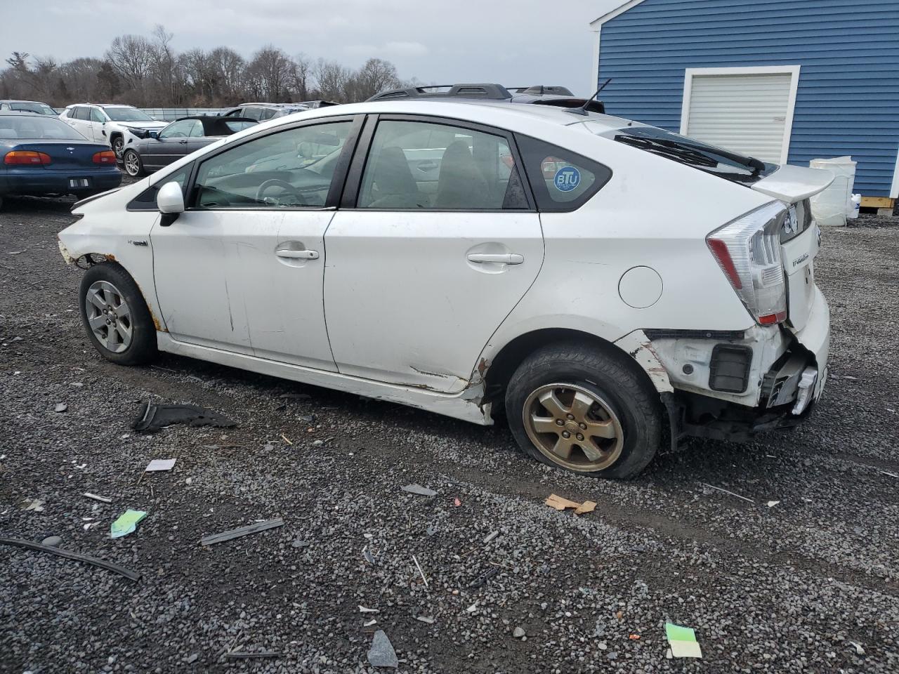 2011 Toyota Prius - Image 2