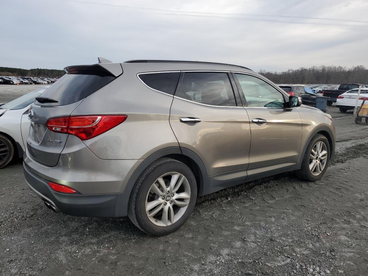 2013 Hyundai Santa Fe - Image 3
