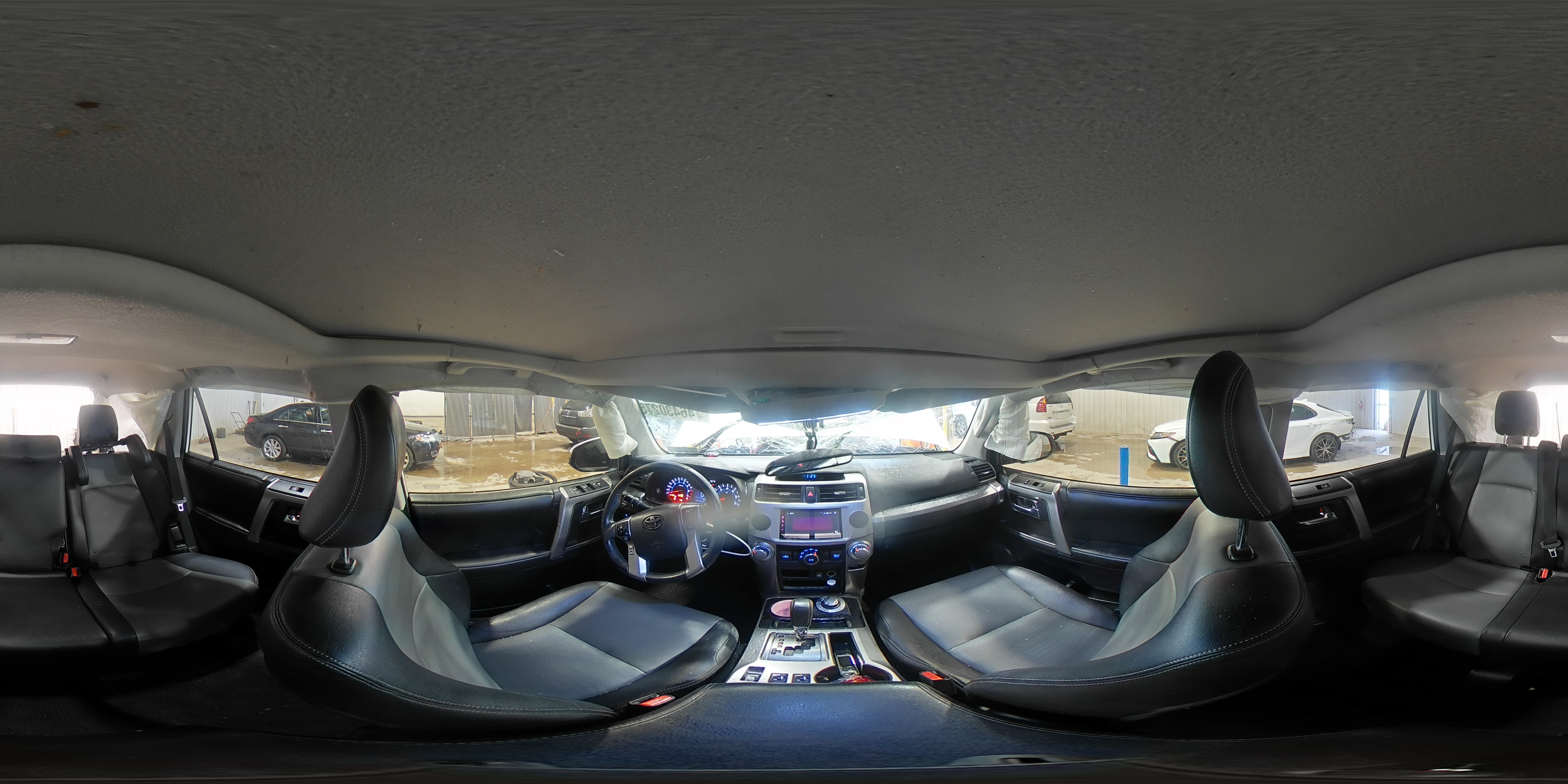 2014 Toyota 4Runner - Image 14