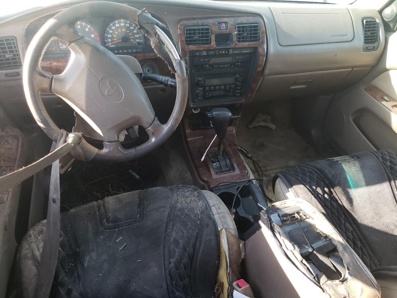 2000 Toyota 4Runner - Image 8
