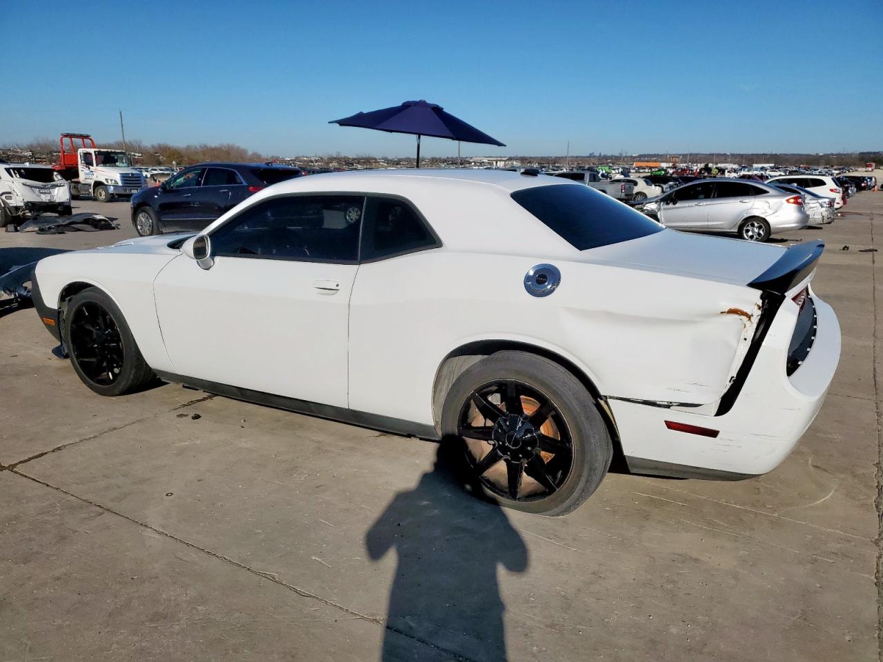 2014 Dodge Challenger - Image 2