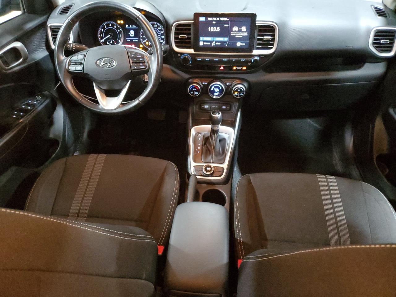 2022 Hyundai Venue - Image 8