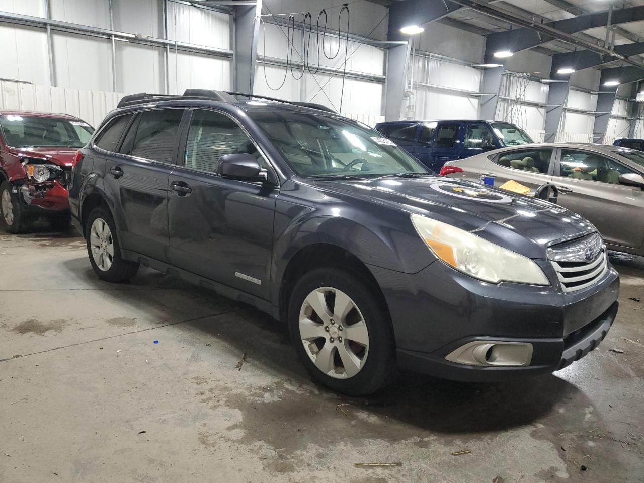 2010 Subaru Outback - Image 4