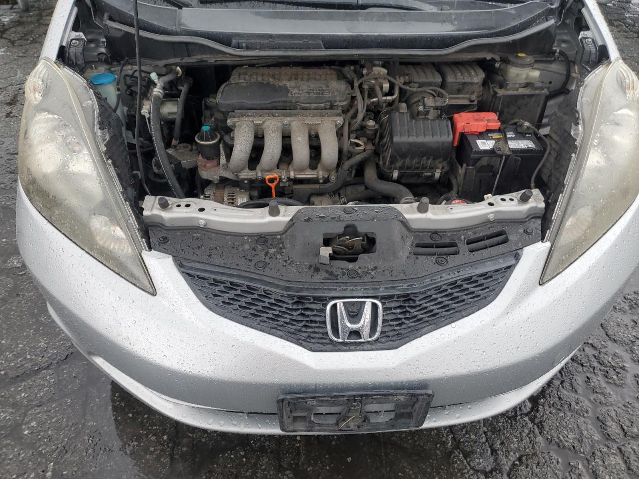 2011 Honda Fit - Image 11
