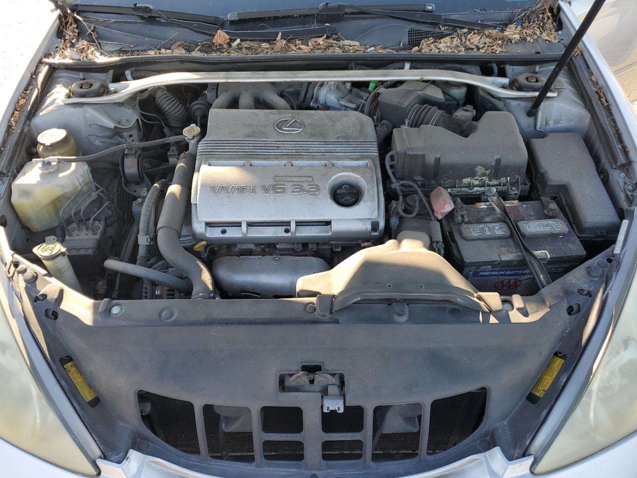 2005 Lexus ES - Image 11