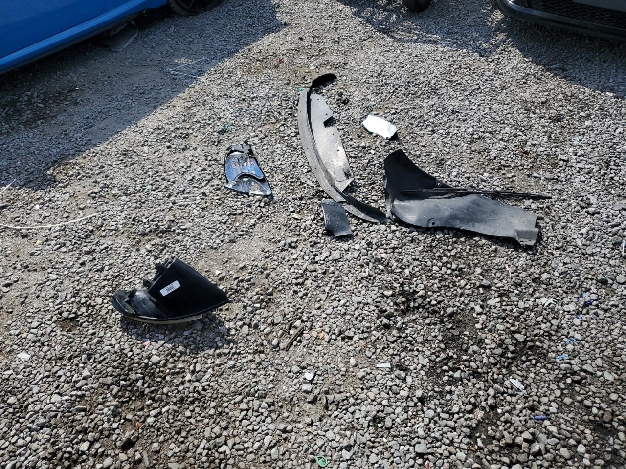 2005 Dodge Caravan - Image 15