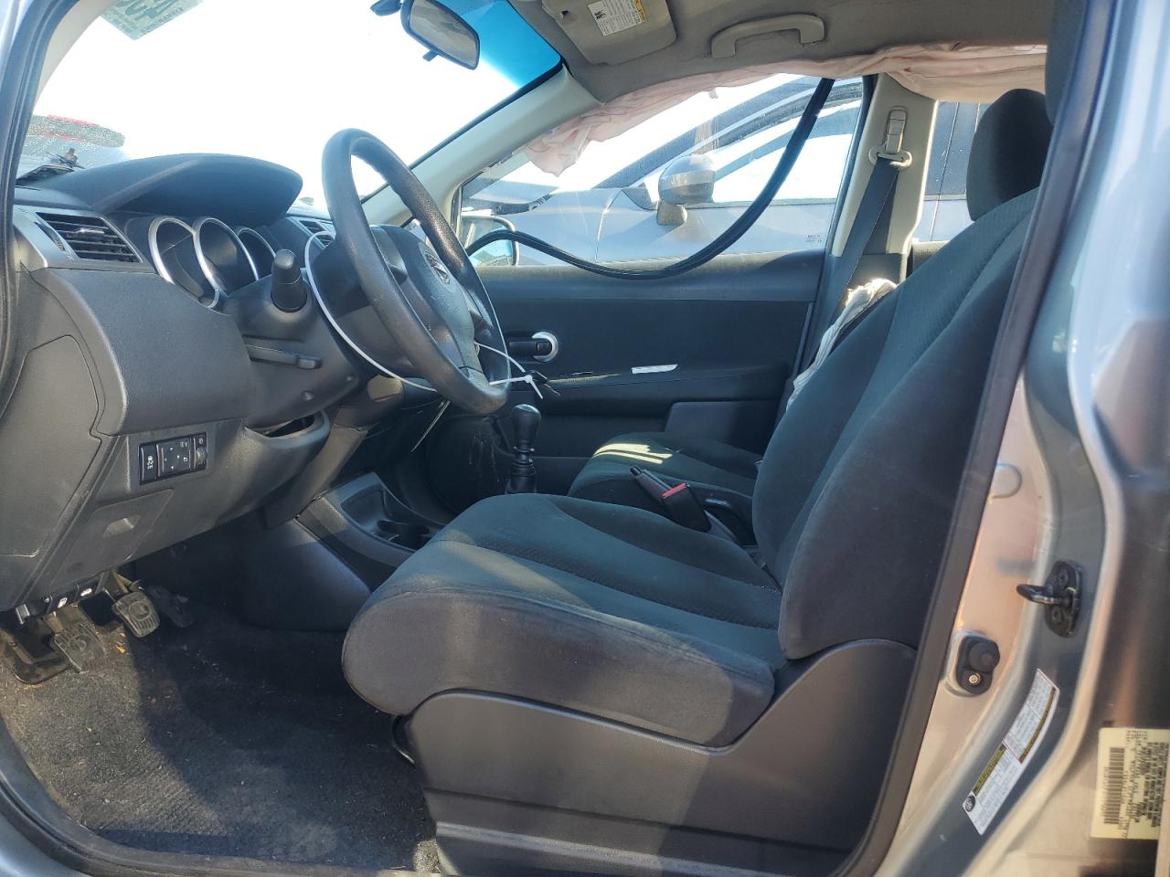 2012 Nissan Versa - Image 7