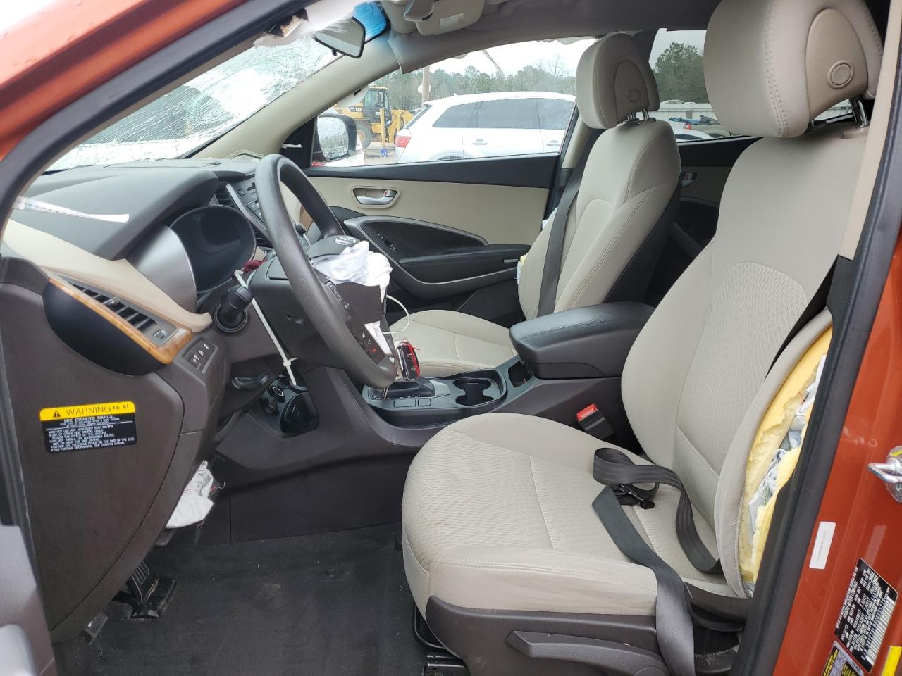 2016 Hyundai Santa Fe - Image 7