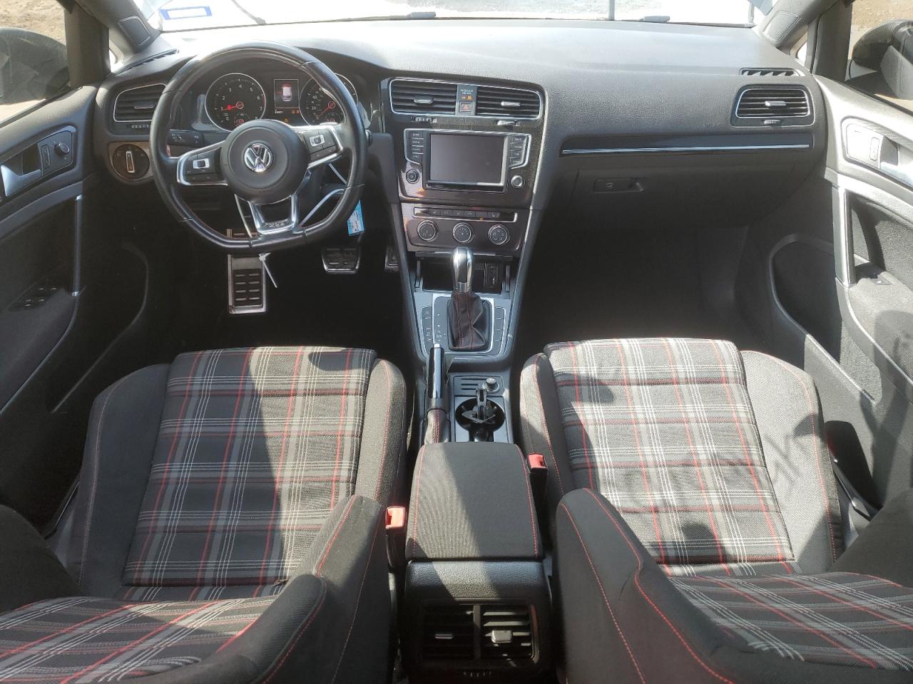 2016 Volkswagen GTI - Image 8