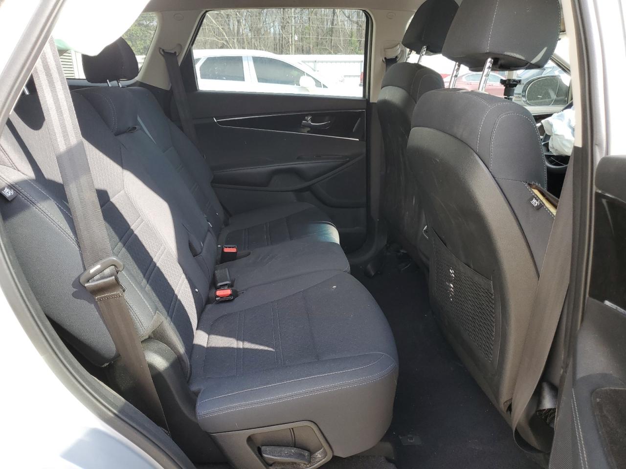 2018 Kia Sorento - Image 10