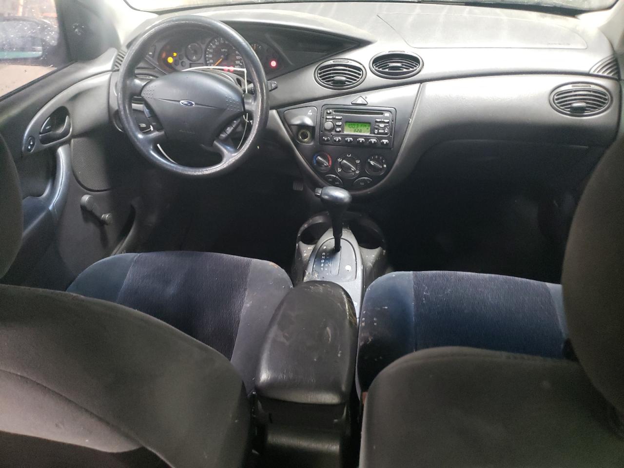 2000 Ford Focus - Image 8
